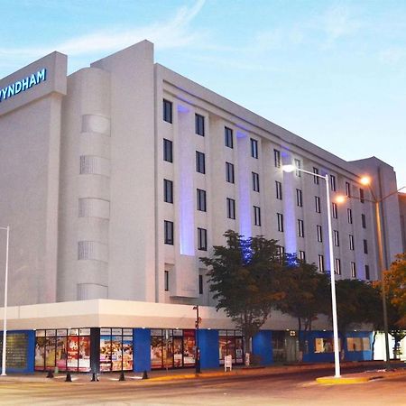Wyndham Executivo Culiacán Kültér fotó